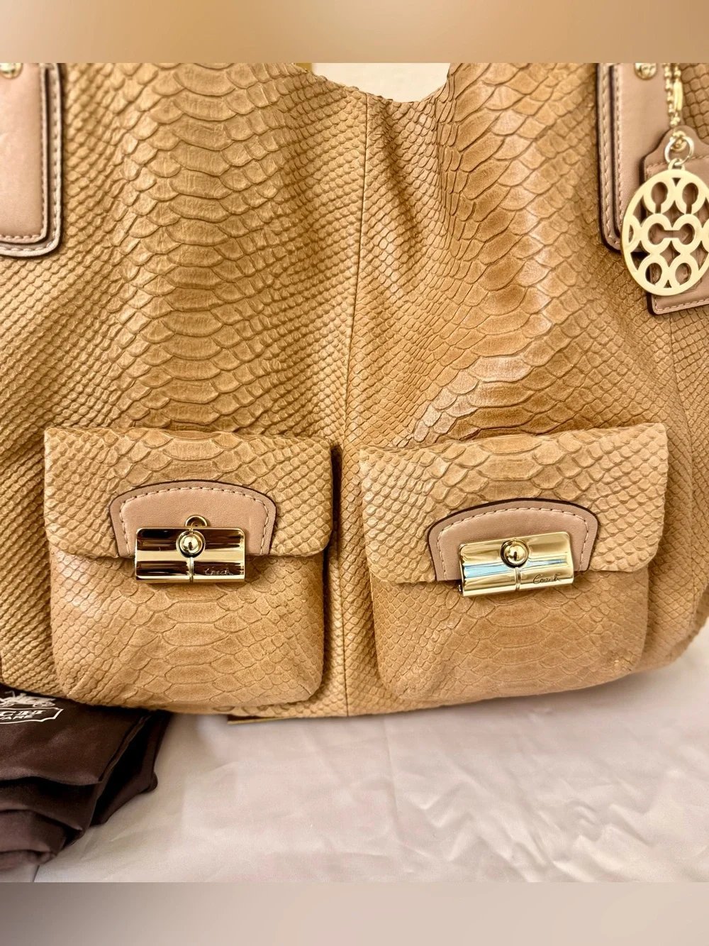 Rare!! NWOT - Coach Kristin Pocket Tote (L0820-14754) - Picture 4 of 16